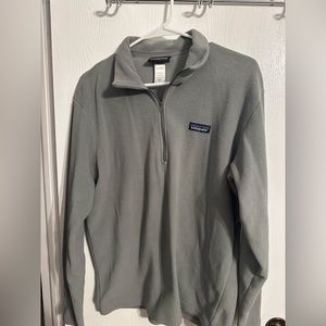 Patagonia 1/4 zip up fleece